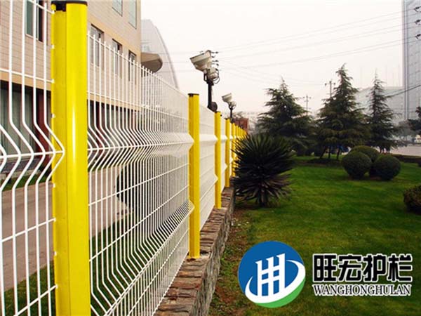 護欄網(wǎng)(桃型柱) H10