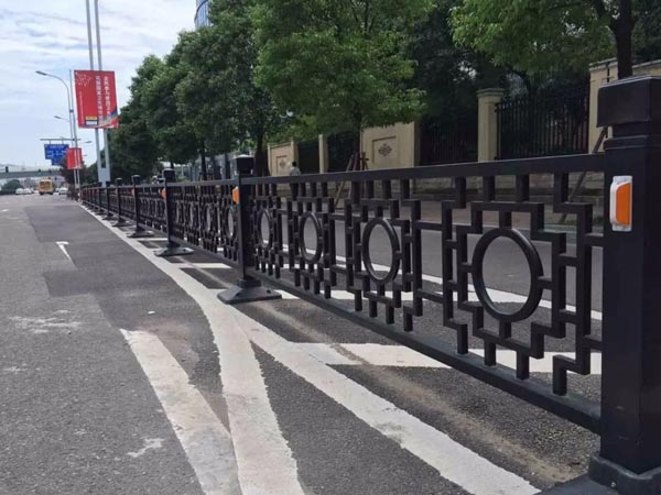 異型城市道路護(hù)欄018