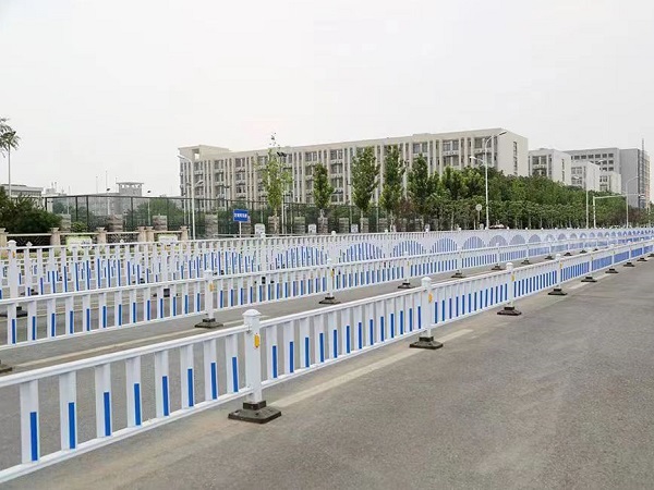 人行道護(hù)欄 J12